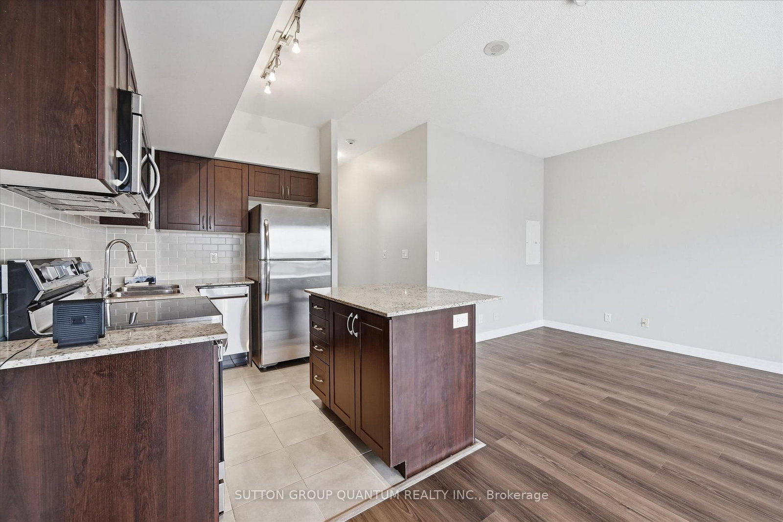 1940 Ironstone Drive, Unit 219 - Photo 8