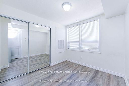 7405 Goreway Drive, Unit 520 - Photo 16