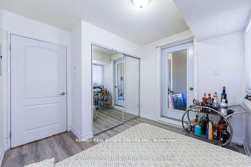 7405 Goreway Drive, Unit 520 - Photo 21