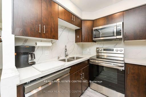 7405 Goreway Drive, Unit 520 - Photo 33