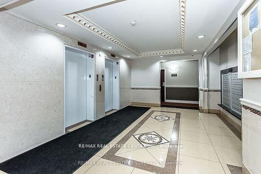 7405 Goreway Drive, Unit 520 - Photo 41