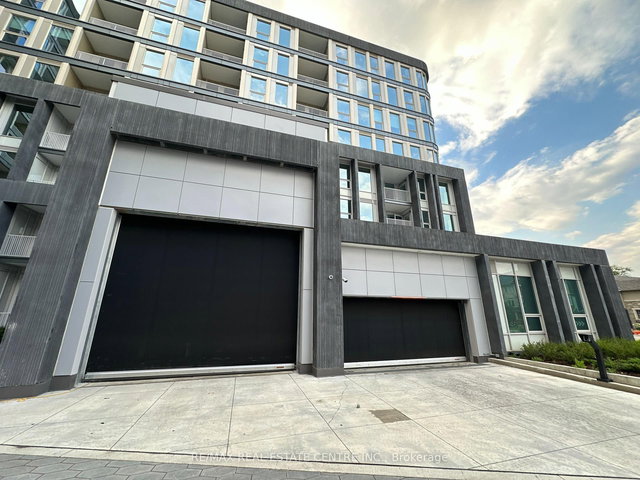 431 - 3240 William Coltson Avenue