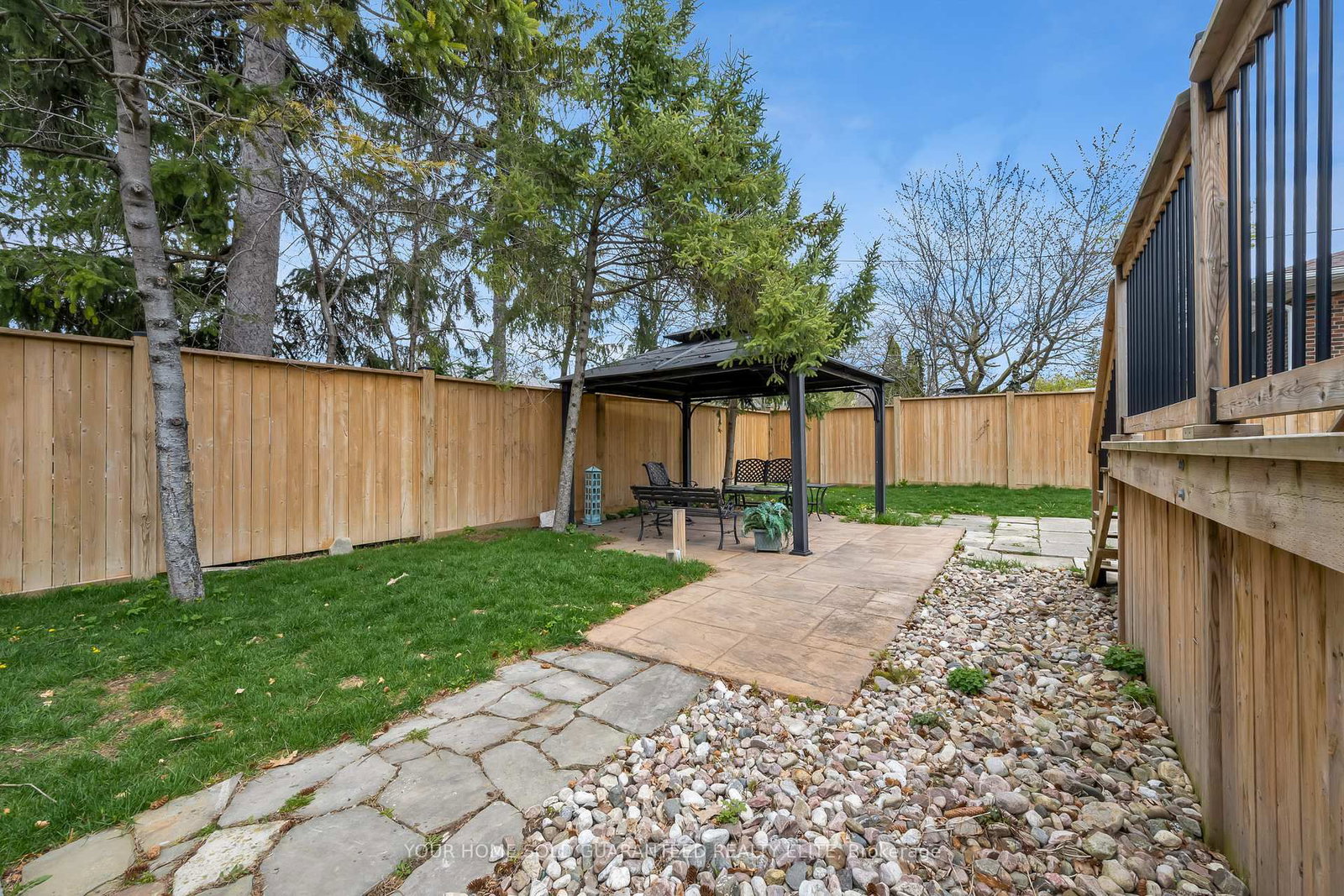 22 North Heights Road, Unit LOWER - Photo 13