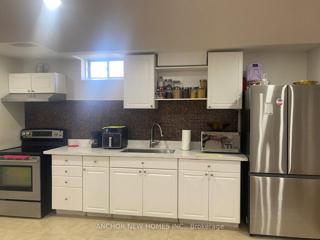 Bsmt - 6984 Amour Terrace