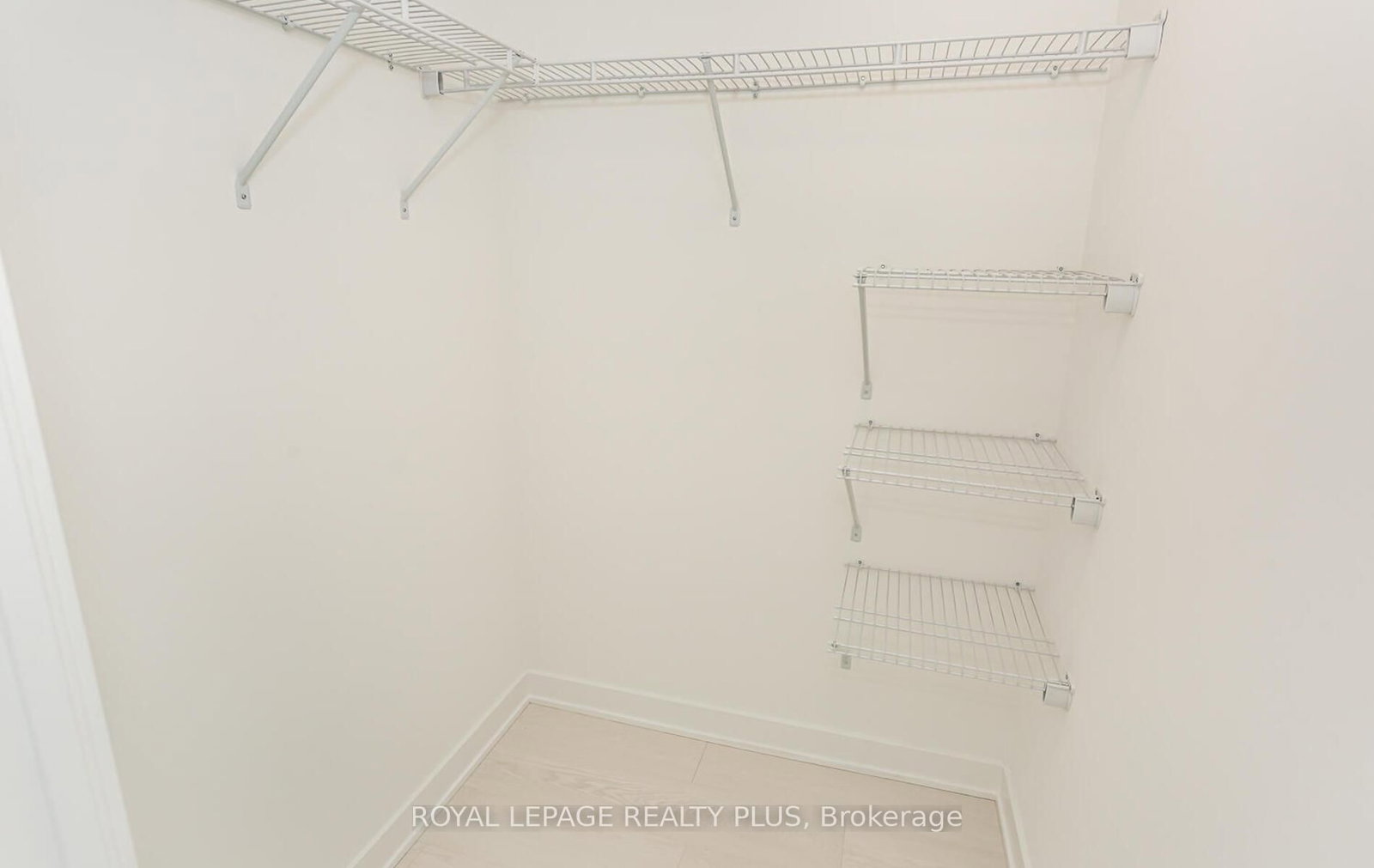 4675 Metcalfe Avenue, Unit 806 - Photo 25