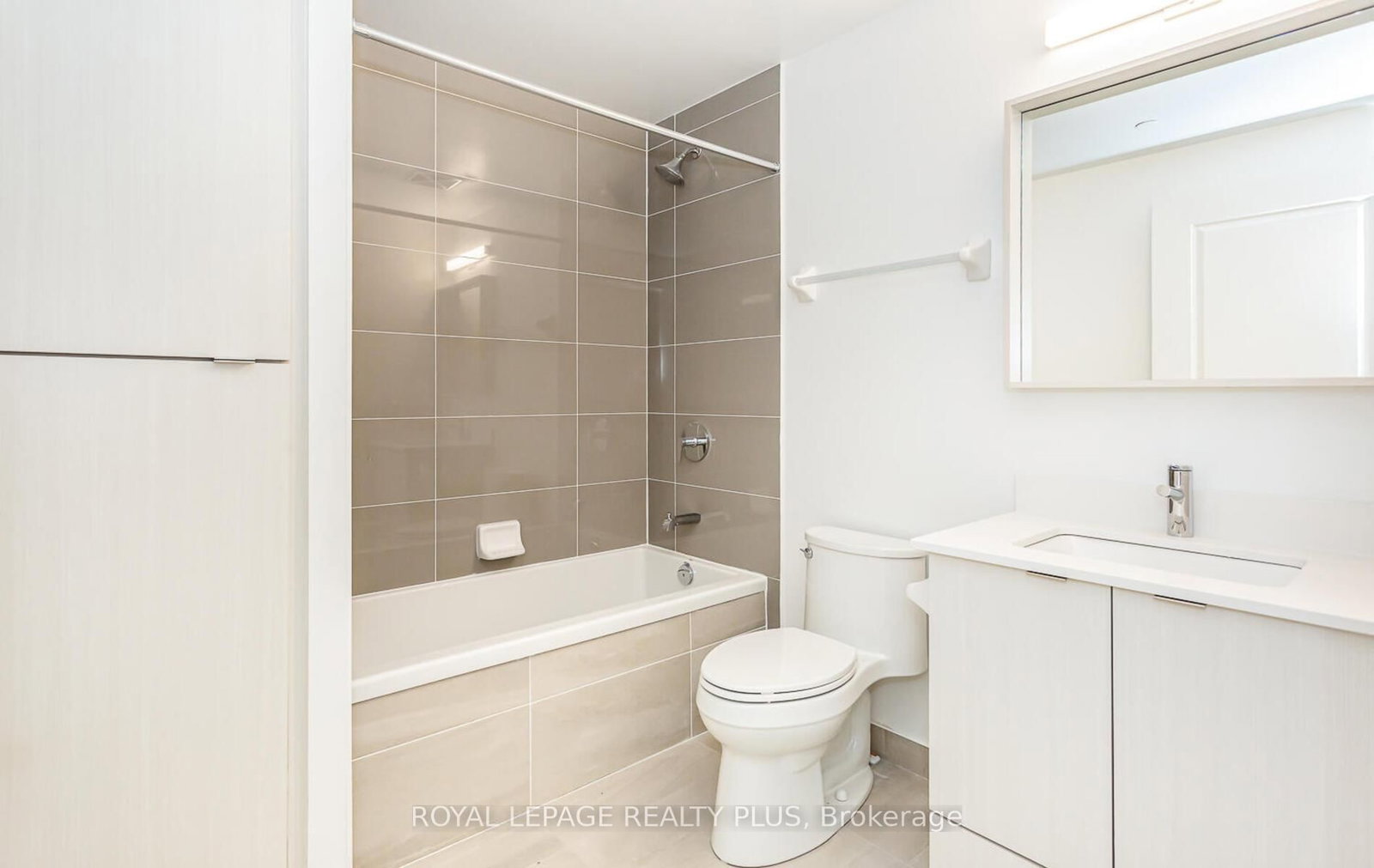 4675 Metcalfe Avenue, Unit 806 - Photo 35