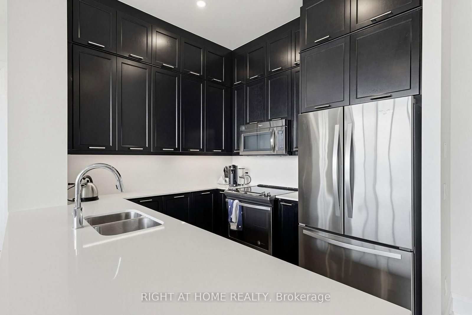 2480 Prince Michael Drive, Unit PH08 - Photo 14