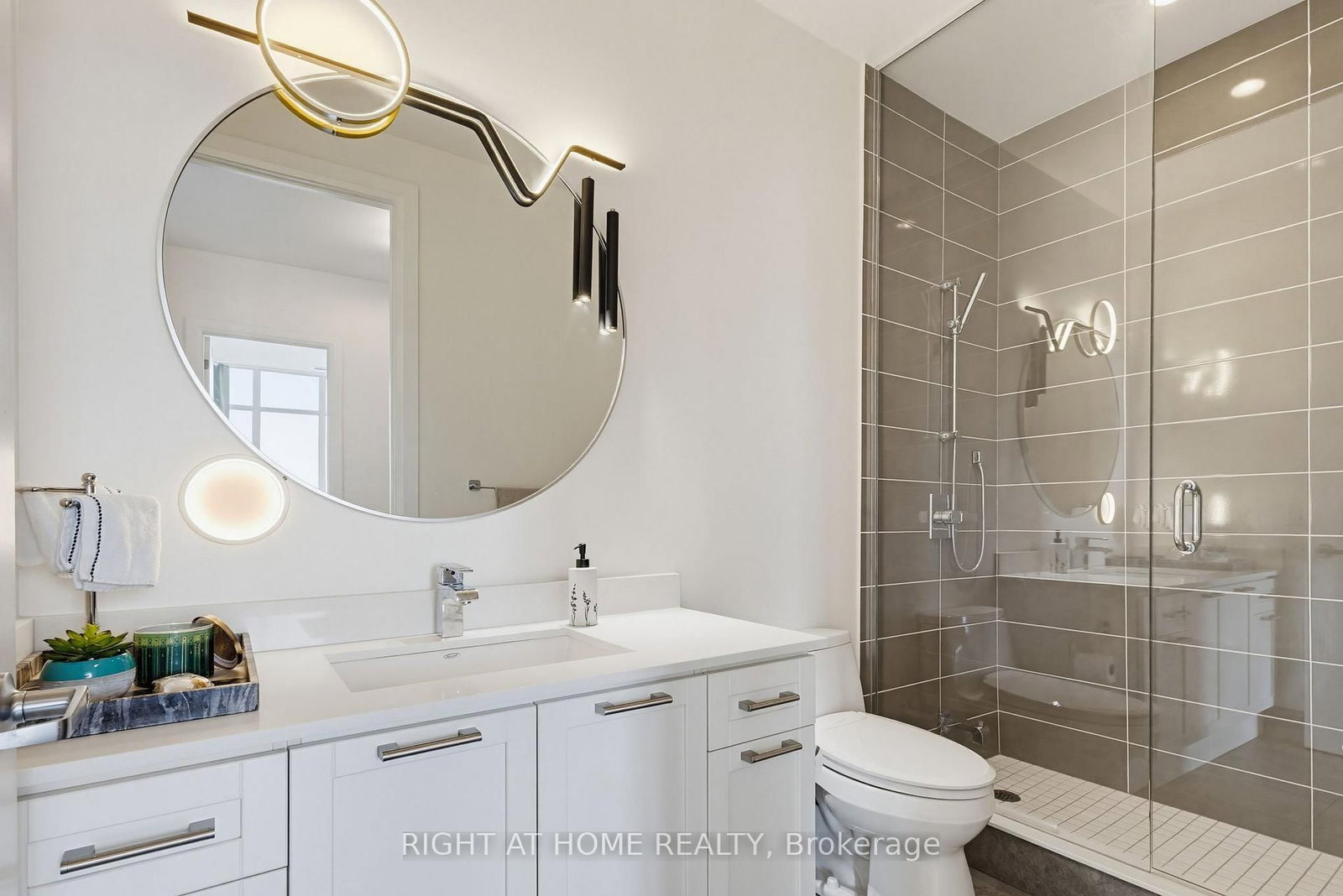 2480 Prince Michael Drive, Unit PH08 - Photo 26