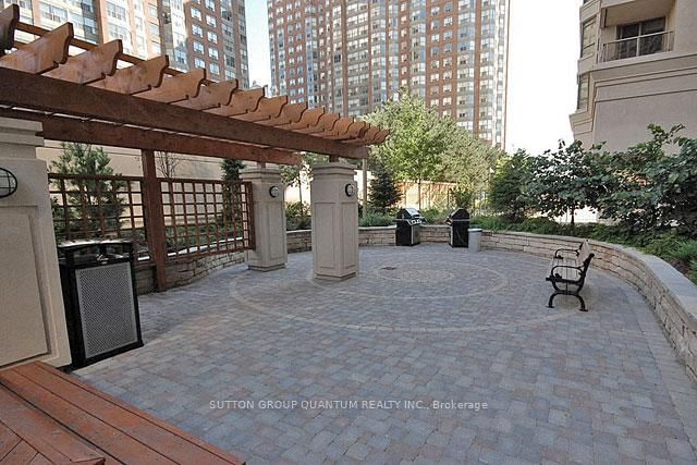 310 Burnhamthorpe Road W, Unit 2102 - Photo 5