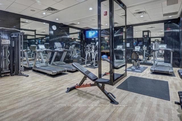 310 Burnhamthorpe Road W, Unit 2102 - Photo 9