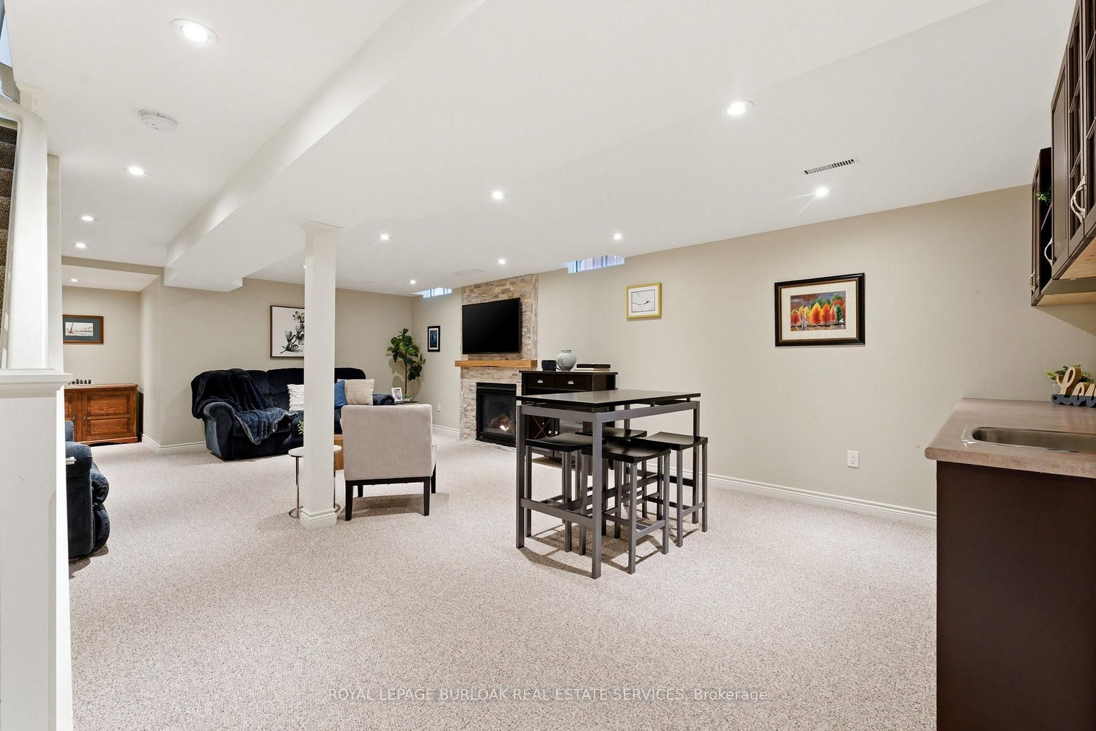 222 Riverview Street - Photo 33