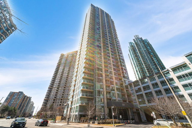 810 - 225 Webb Drive