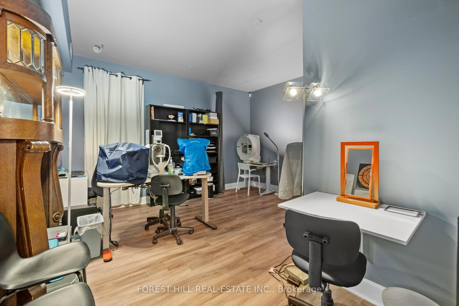 201 Queen Street S - Photo 11