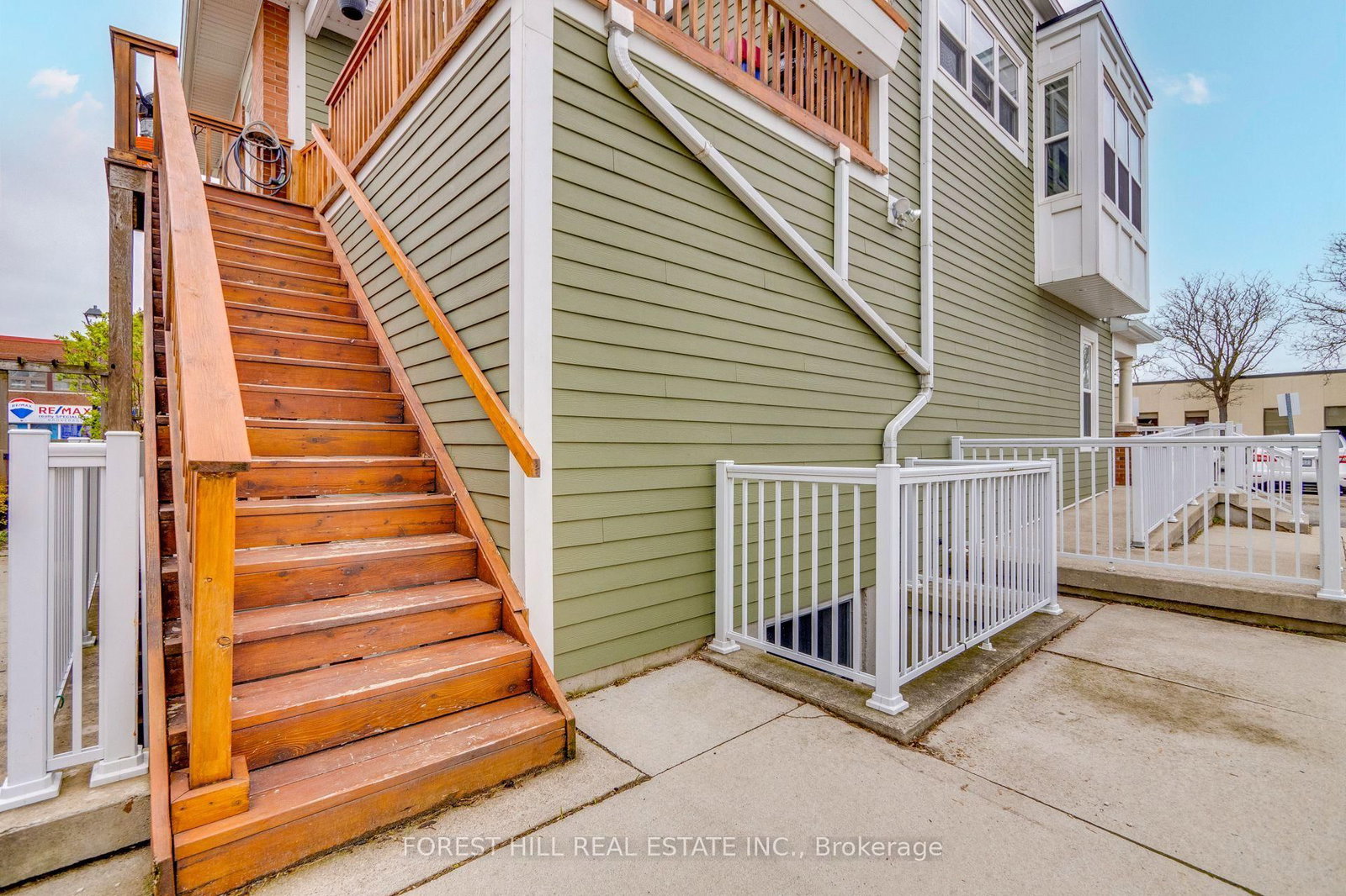 201 Queen Street S - Photo 20