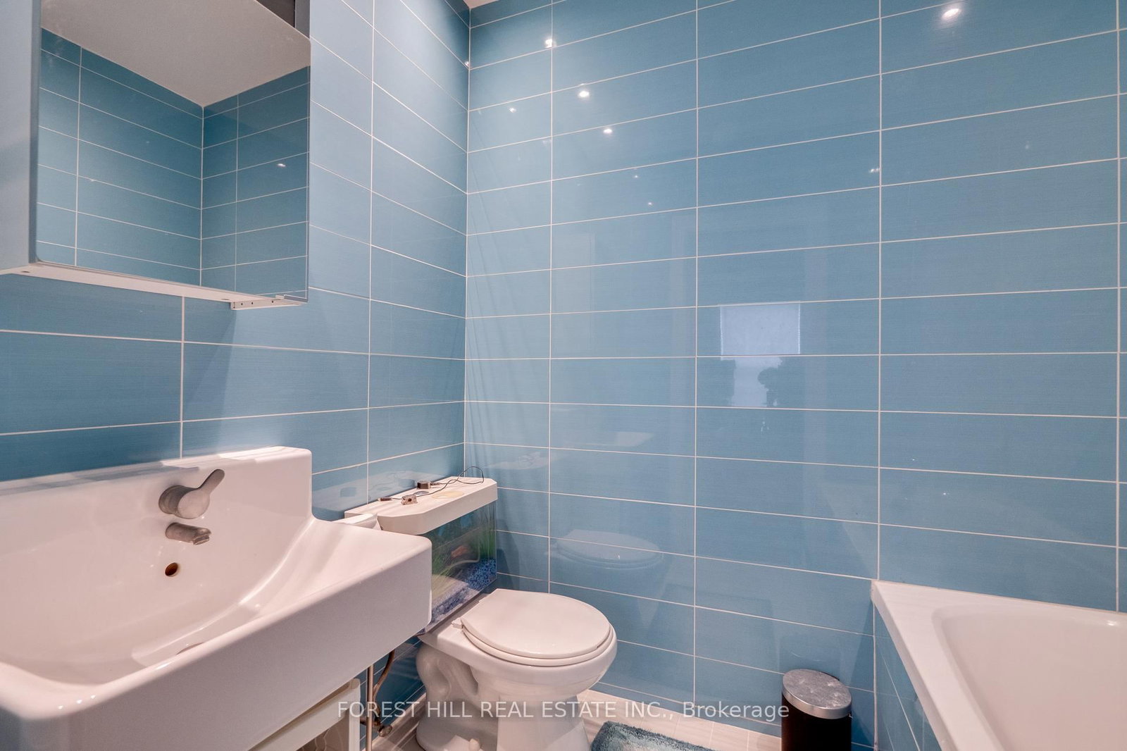 201 Queen Street S - Photo 26