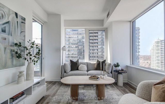 1310 - 395 Square One Drive