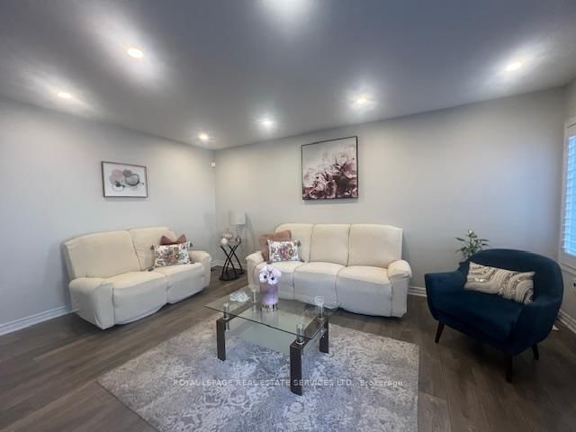 Townhouse for sale at 290 Beasley Terr. Terrace, Milton, Ontario, L9E 1C5 - Ford - MLS: W13015454