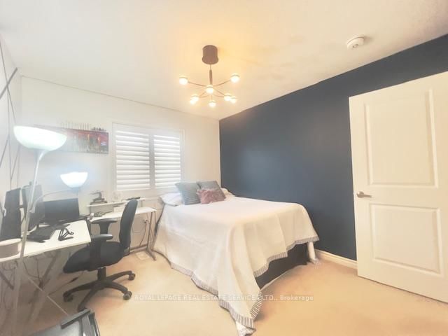 Townhouse for sale at 290 Beasley Terr. Terrace, Milton, Ontario, L9E 1C5 - Ford - MLS: W13015454