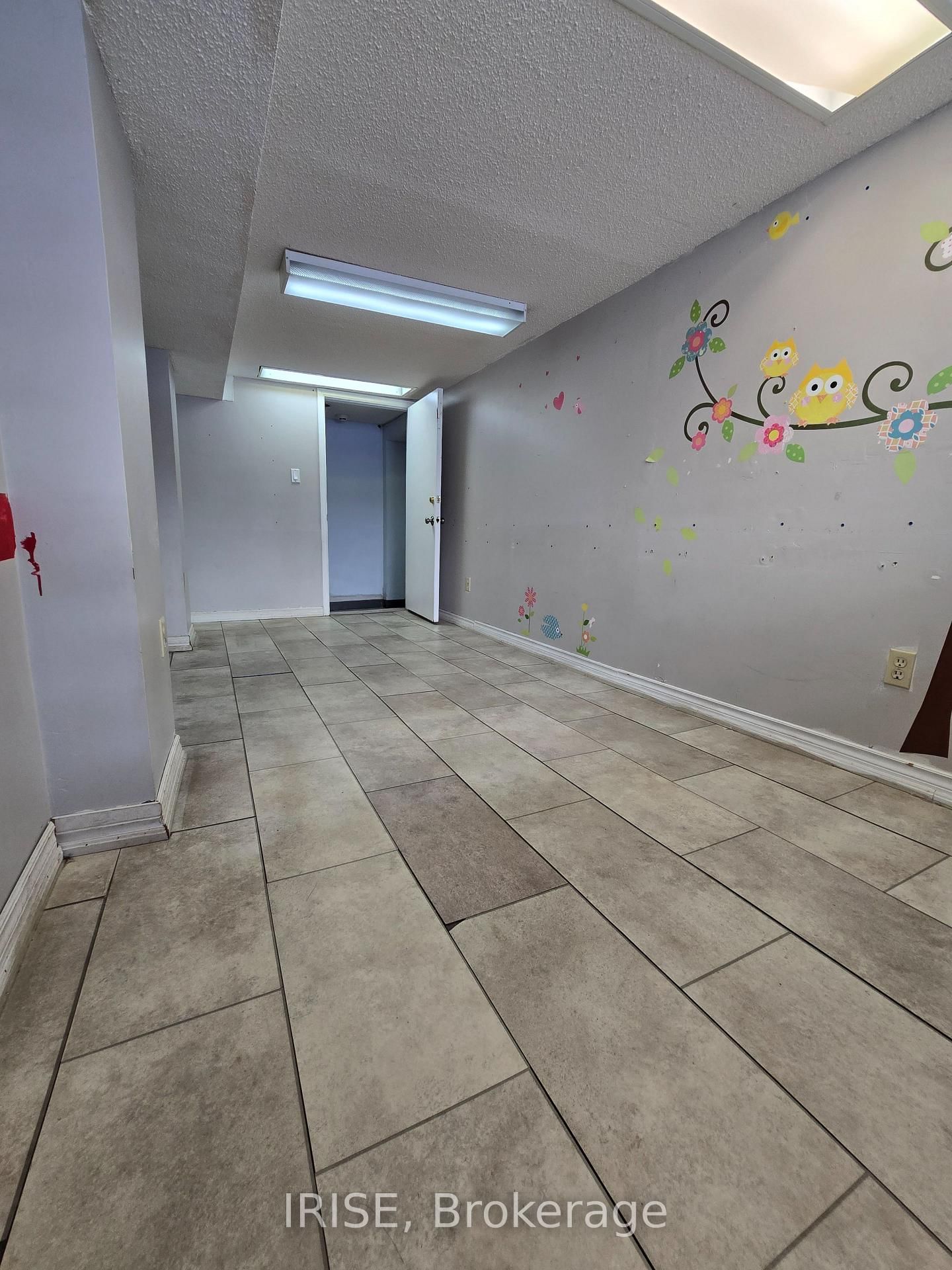 3825 Bloor Street W, Unit bsmt - Photo 22