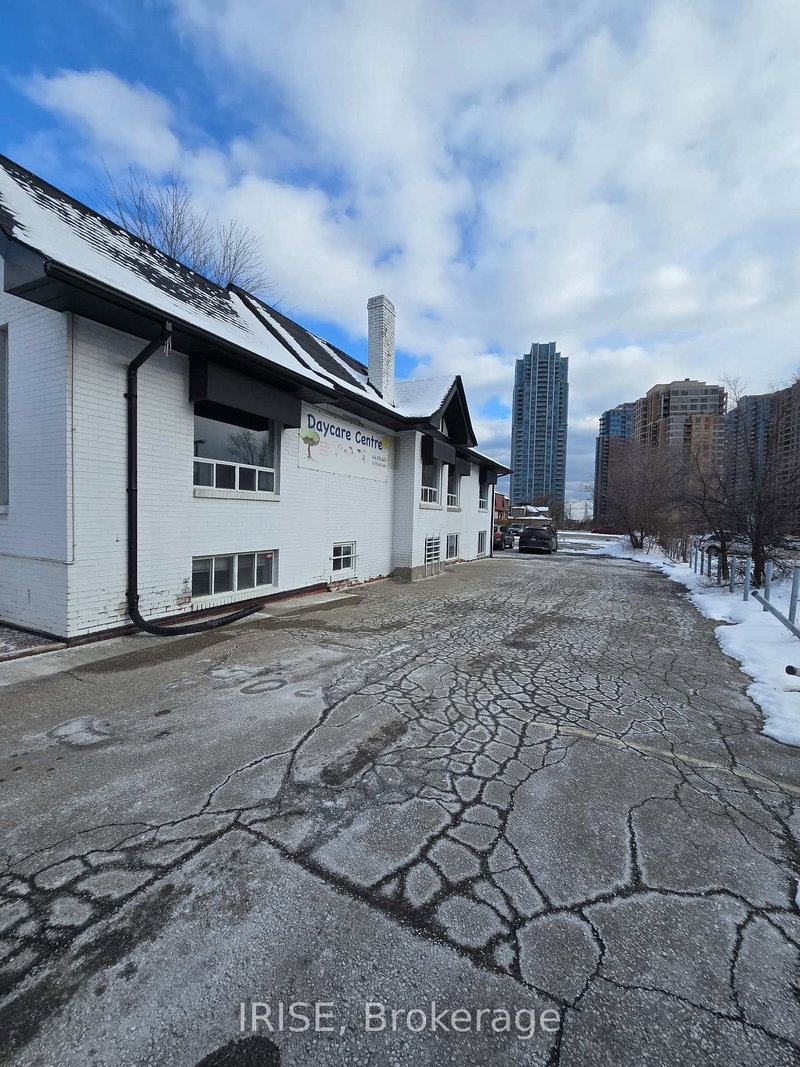 bsmt - 3825 Bloor St W, Toronto, M9B 1K9 | Image 3