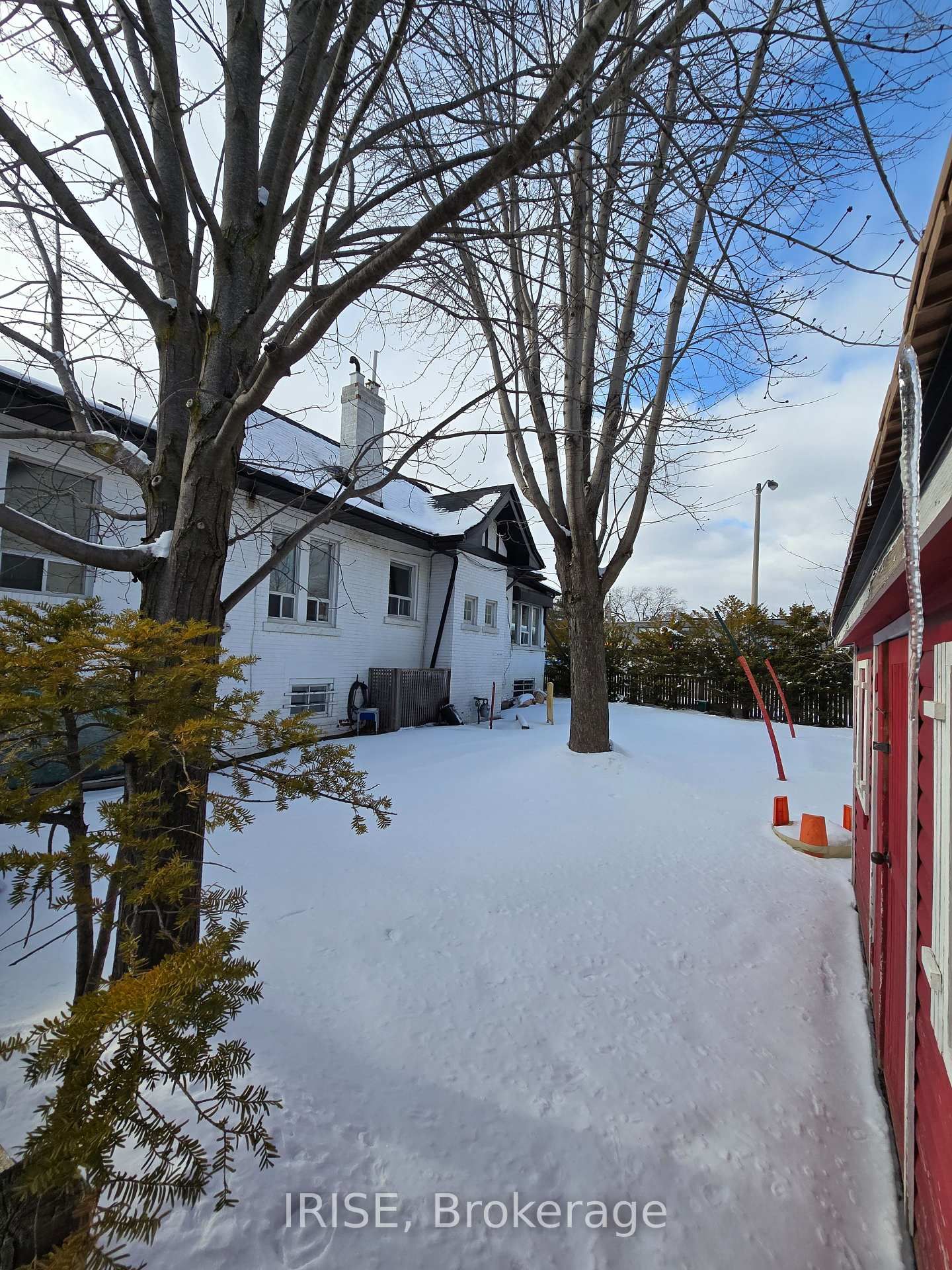 3825 Bloor Street W, Unit bsmt - Photo 4