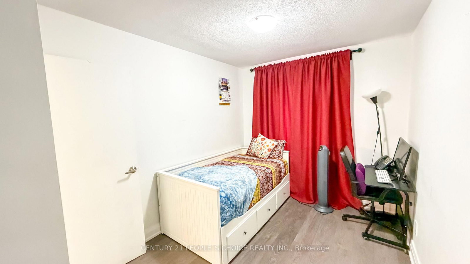 2485 Woking Crescent, Unit 201 - Photo 16
