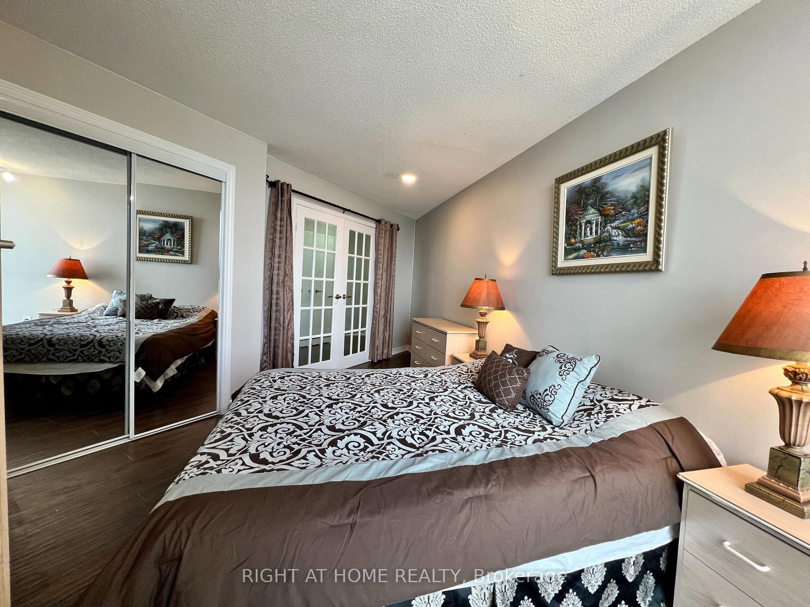 3650 Kaneff Crescent, Unit PH6 - Photo 25