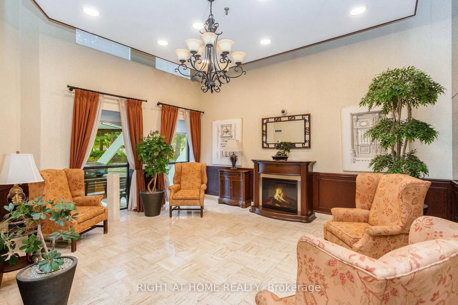 3650 Kaneff Crescent, Unit PH6 - Photo 3