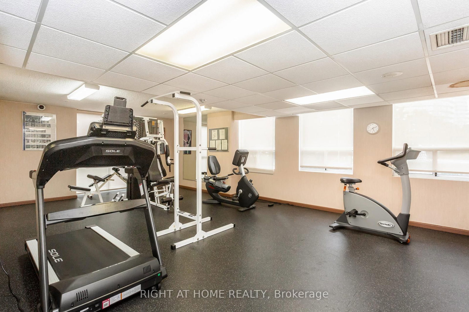 3650 Kaneff Crescent, Unit PH6 - Photo 35
