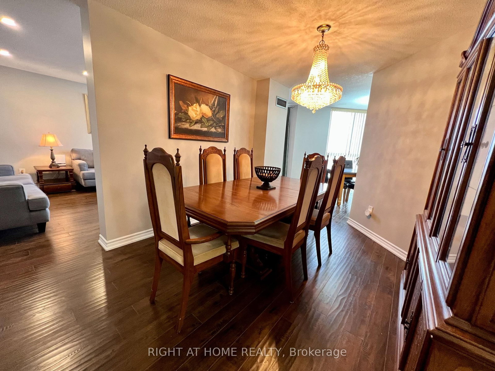 3650 Kaneff Crescent, Unit PH6 - Photo 8