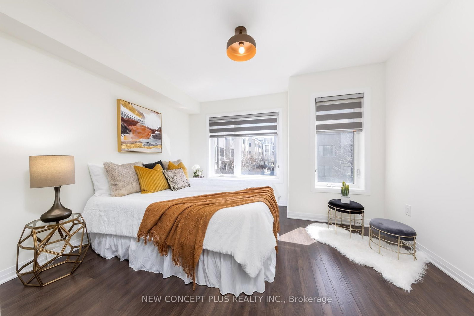 Townhouse for sale at 9 Thomas Mulholland Drive, Toronto, Ontario, M3K 0C1 - Downsview-Roding-CFB - MLS: W13015690