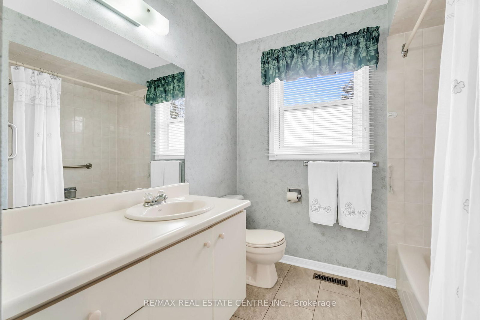 255 Kensington Place - Photo 20