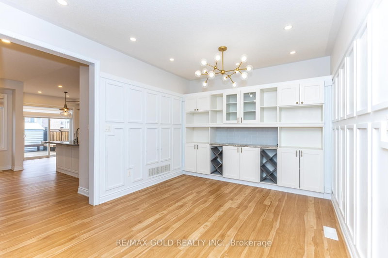 943 Transom Milton,ON L9T 8K4 — Photo 12