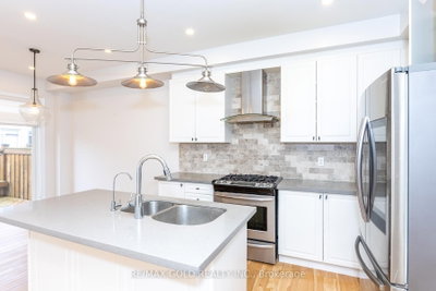 943 Transom Milton,ON L9T 8K4 — Photo 18
