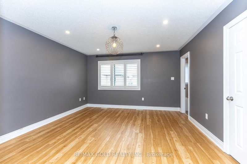 943 Transom Milton,ON L9T 8K4 — Photo 27