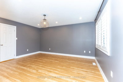 943 Transom Milton,ON L9T 8K4 — Photo 28
