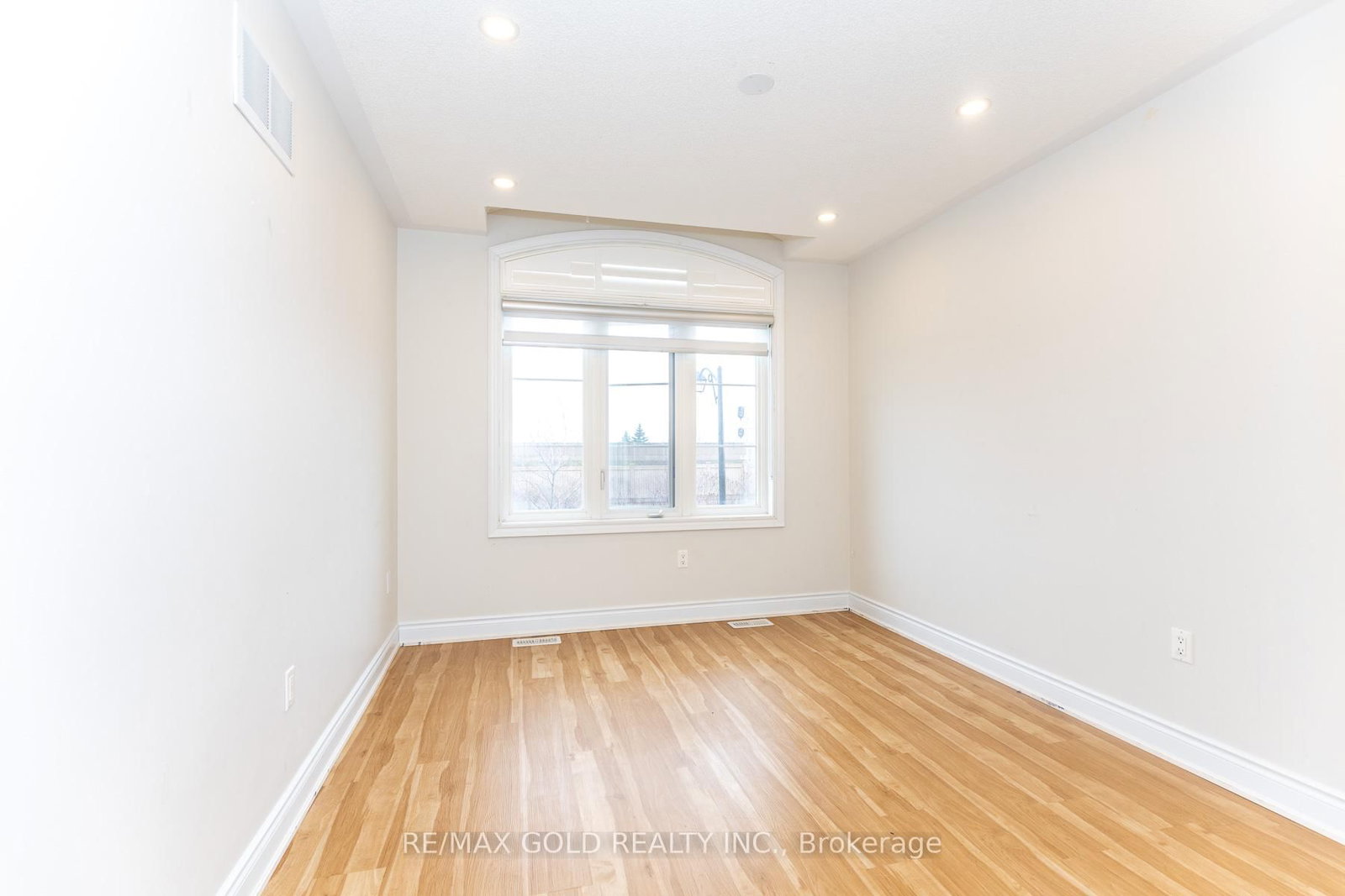 943 Transom Crescent • Milton, ON photo 40