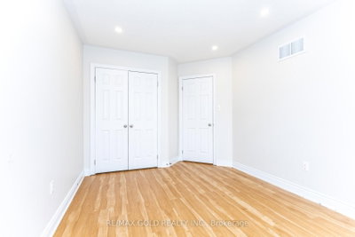 943 Transom Milton,ON L9T 8K4 — Photo 41