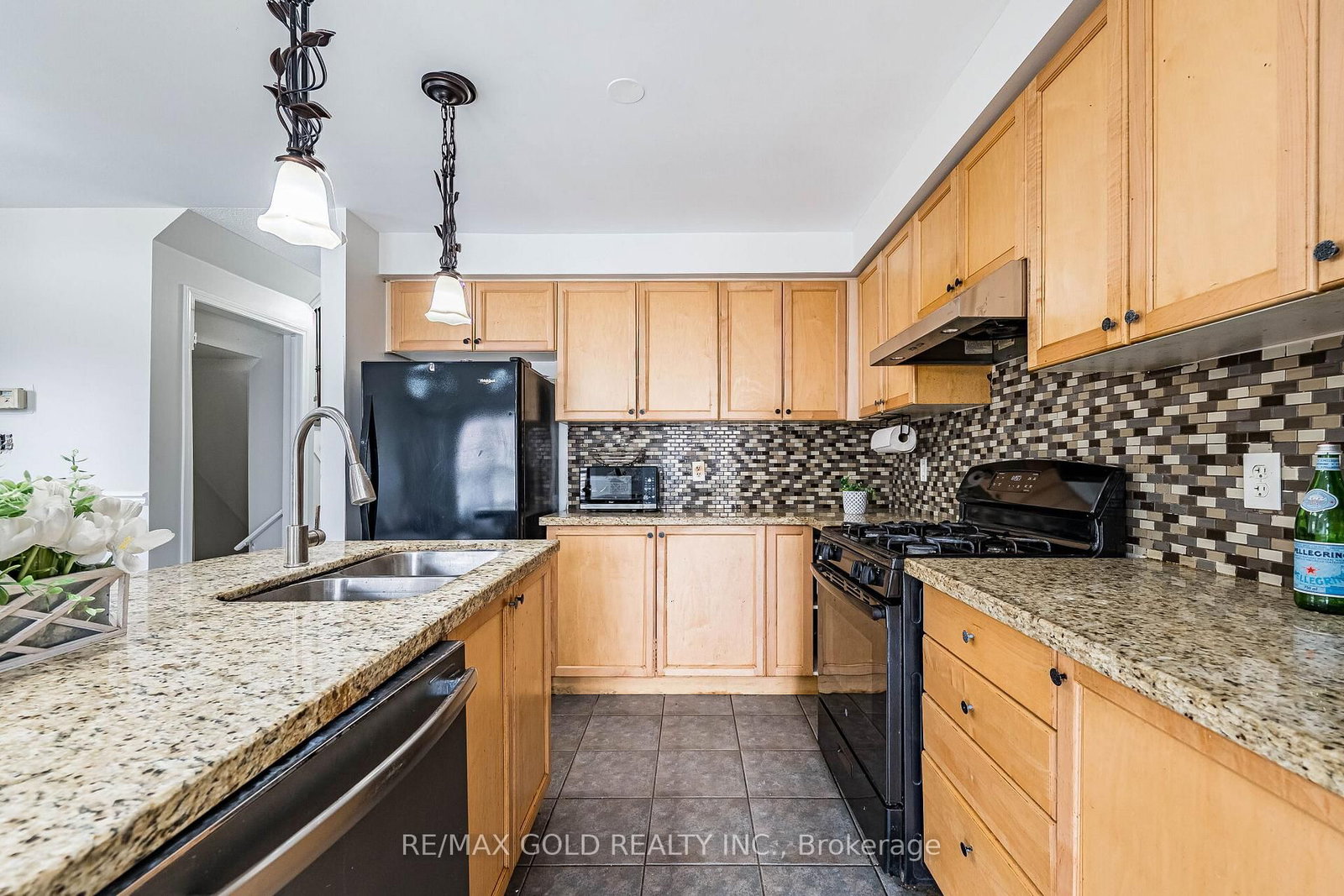 Semi-Detached House for sale at 89 Cadillac Crescent, Brampton, Ontario, L7A 3B4 - Fletcher's Meadow - MLS: W13015738