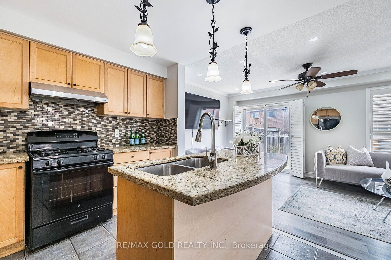 Semi-Detached House for sale at 89 Cadillac Crescent, Brampton, Ontario, L7A 3B4 - Fletcher's Meadow - MLS: W13015738