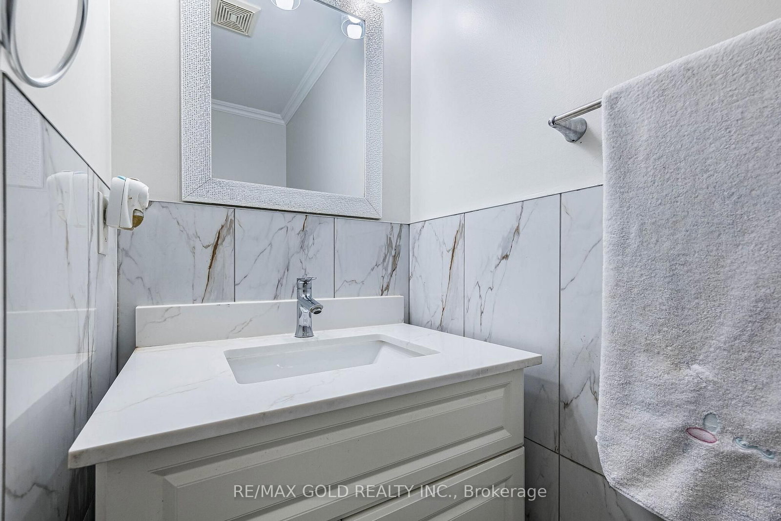 Semi-Detached House for sale at 89 Cadillac Crescent, Brampton, Ontario, L7A 3B4 - Fletcher's Meadow - MLS: W13015738