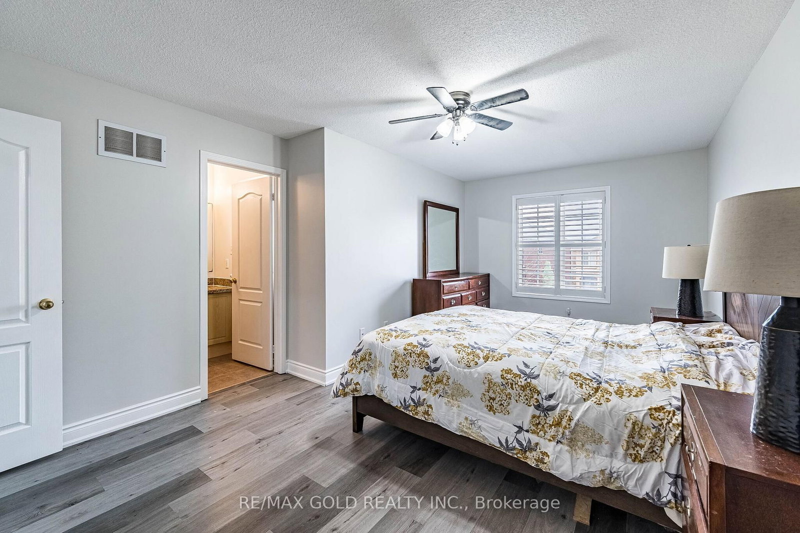 Semi-Detached House for sale at 89 Cadillac Crescent, Brampton, Ontario, L7A 3B4 - Fletcher's Meadow - MLS: W13015738