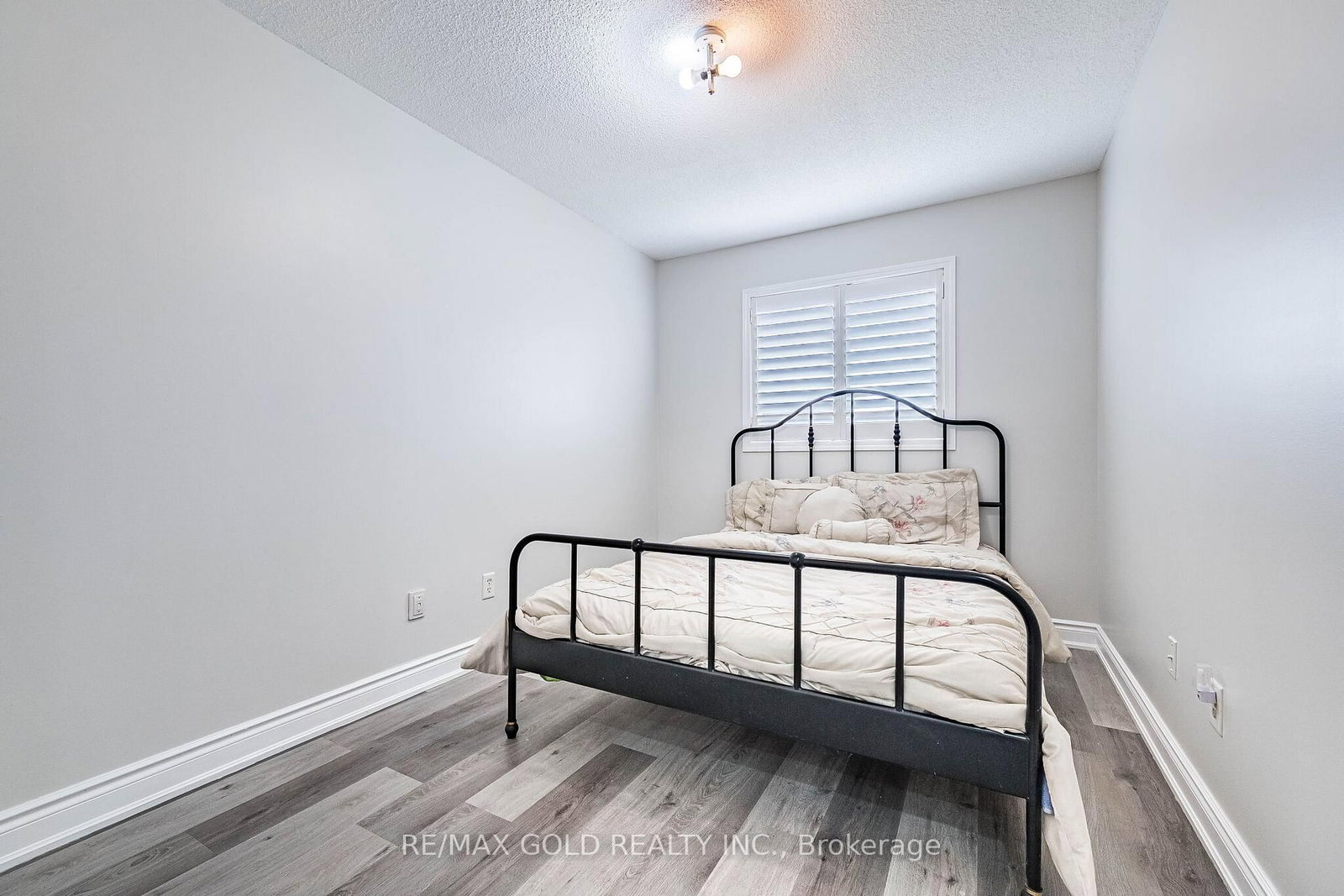 Semi-Detached House for sale at 89 Cadillac Crescent, Brampton, Ontario, L7A 3B4 - Fletcher's Meadow - MLS: W13015738