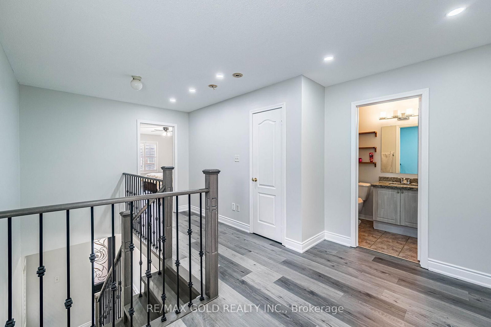 Semi-Detached House for sale at 89 Cadillac Crescent, Brampton, Ontario, L7A 3B4 - Fletcher's Meadow - MLS: W13015738