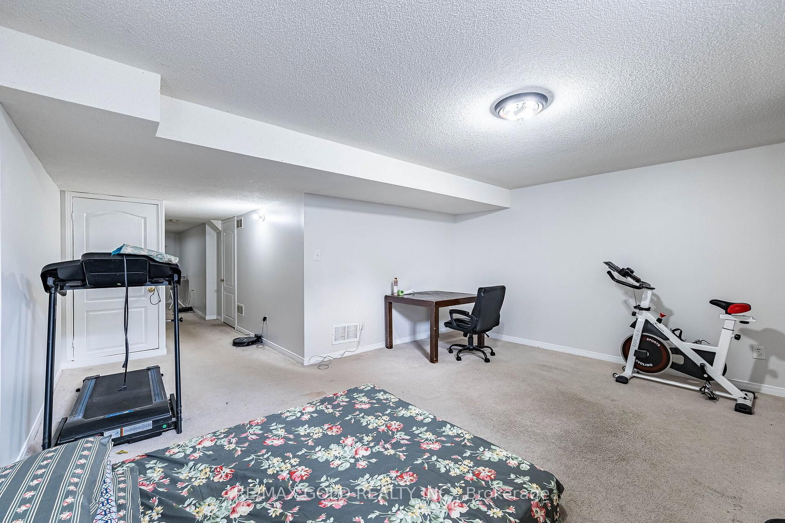 Semi-Detached House for sale at 89 Cadillac Crescent, Brampton, Ontario, L7A 3B4 - Fletcher's Meadow - MLS: W13015738