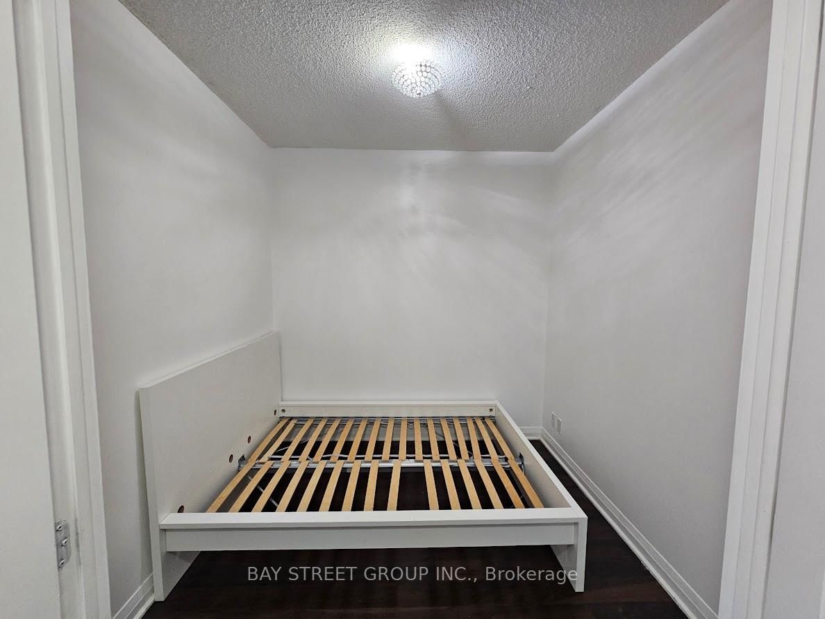 5 Valhalla Inn Road, Unit 1905 - Photo 26