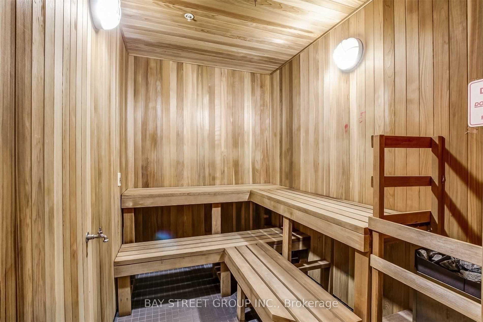 5 Valhalla Inn Road, Unit 1905 - Photo 8