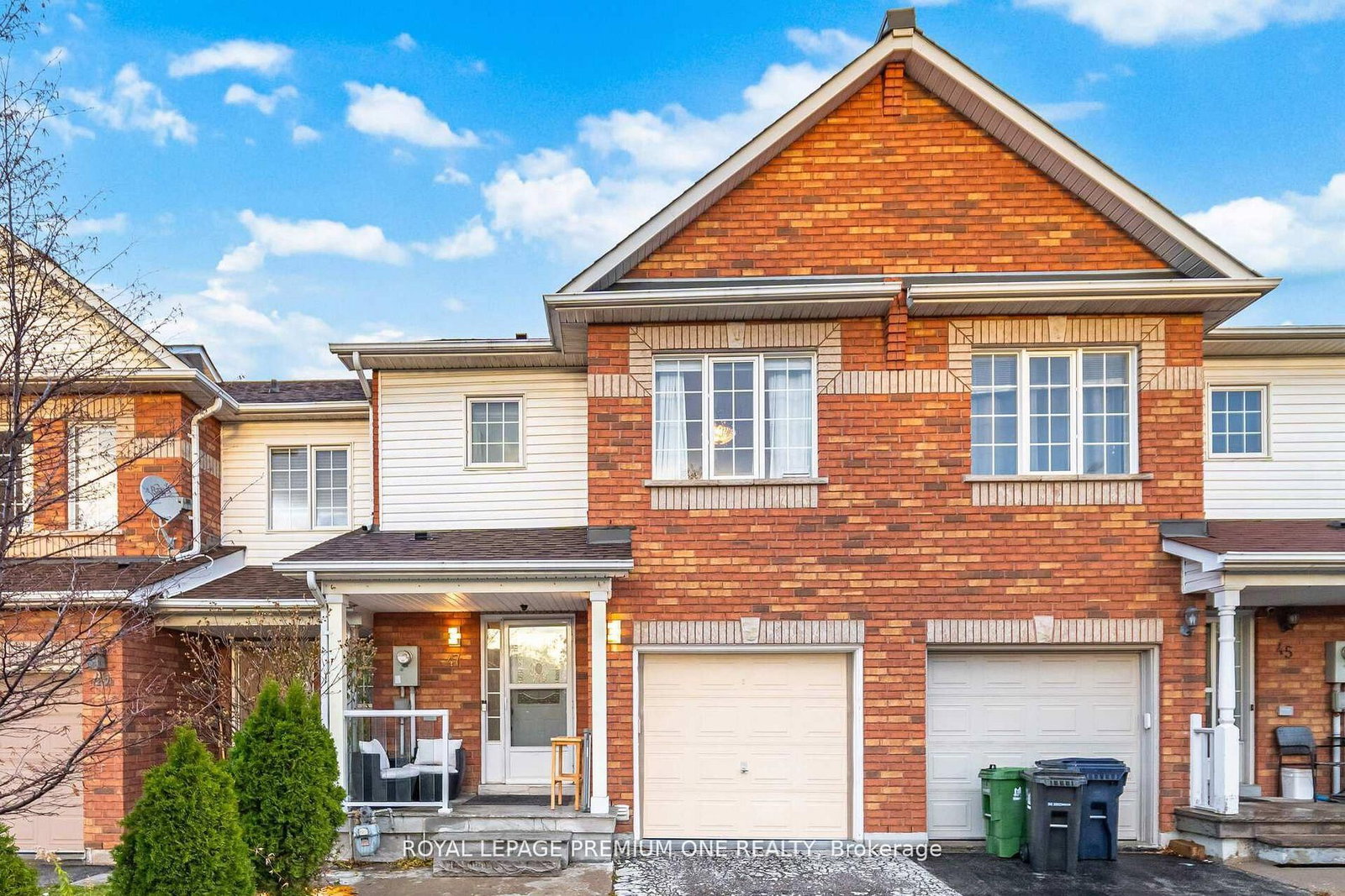 Property at 47 Triple Crown