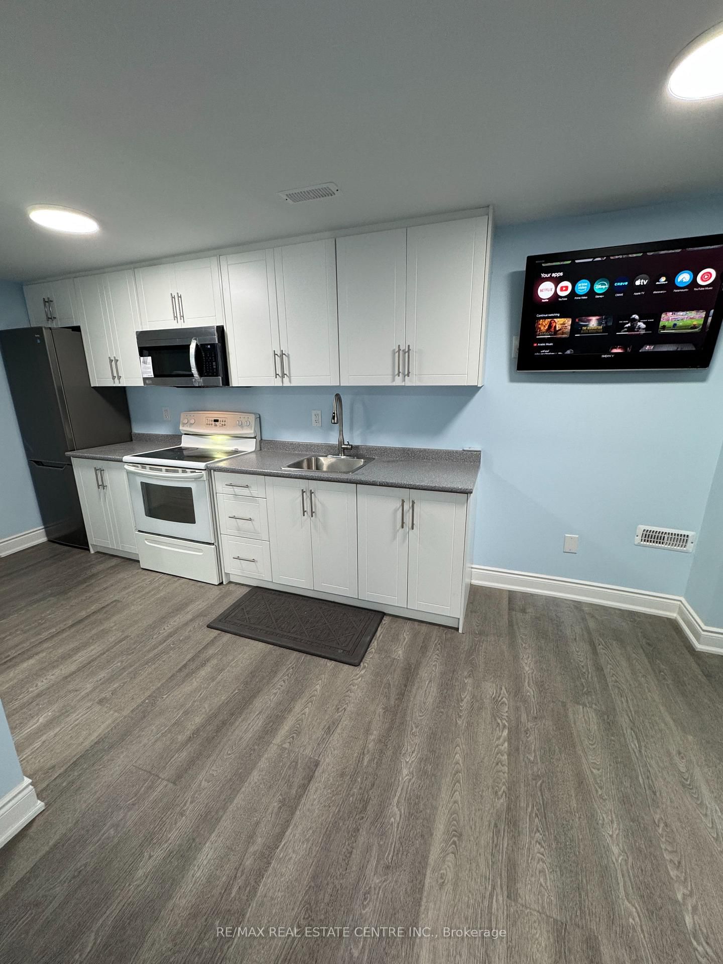 1258 Listing Agent to Confirm Street, Unit Basement - Photo 13