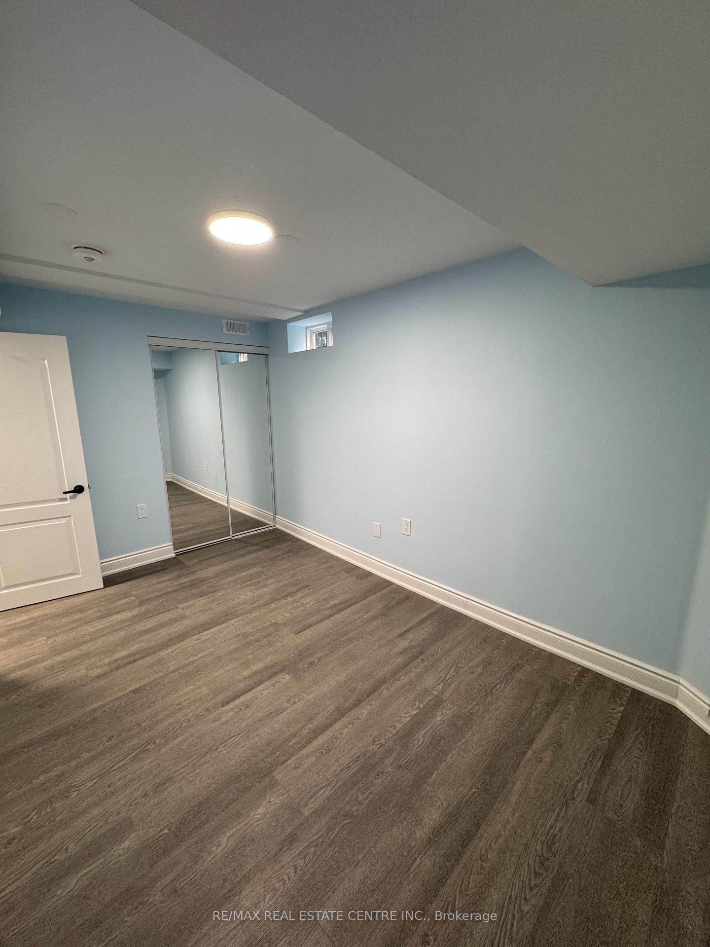 1258 Listing Agent to Confirm Street, Unit Basement - Photo 6